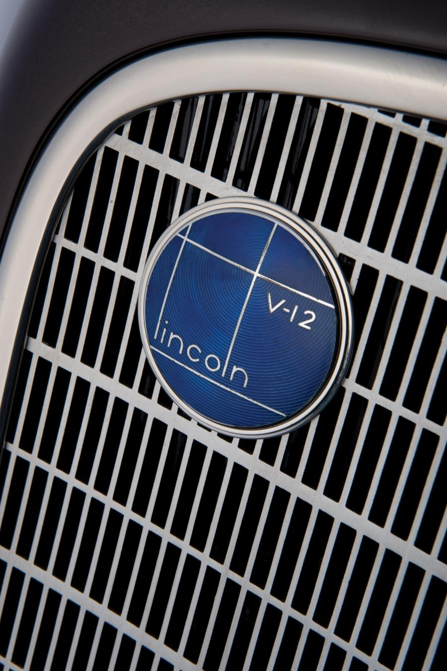  Lincoln Model K Convertible Victoria by Brunn 1937 года  (фото 2 из 7)
